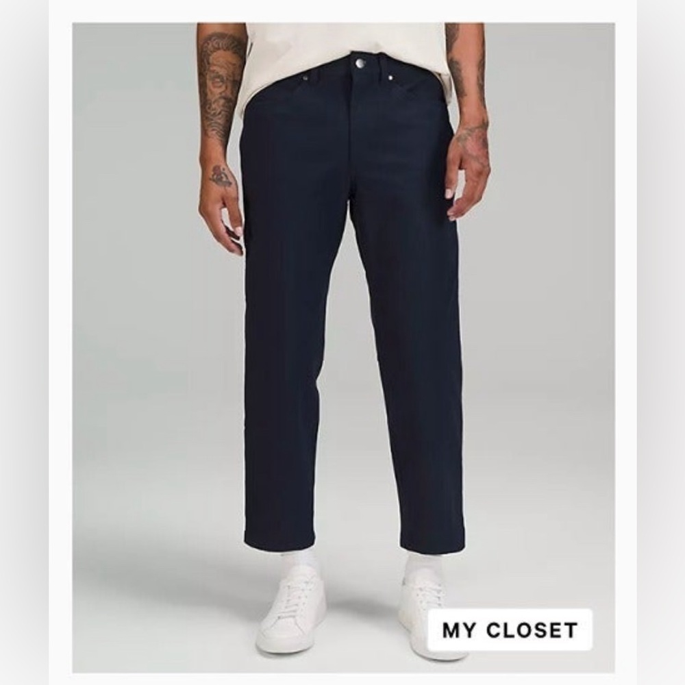 COPY - Lululemon Men’s Utilitech Cropped Navy Pants- Size 32